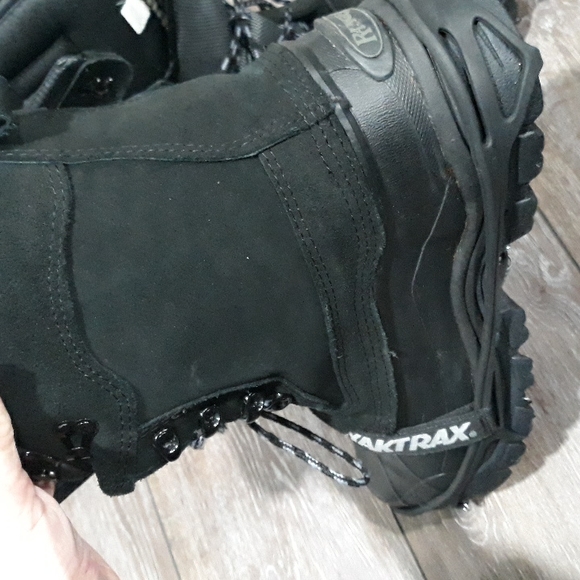 Ranger black rubber and suede snow boots w removable lining. Size 10 - Picture 5 of 10